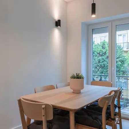 Charming Alvalade, In Prestigious Area Of Lisboa. * Lissabon