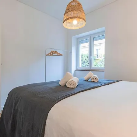 公寓 Charming Alvalade, In Prestigious Area Of Lisboa. *