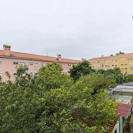 Charming Alvalade, In Prestigious Area Of Lisboa. 公寓 *